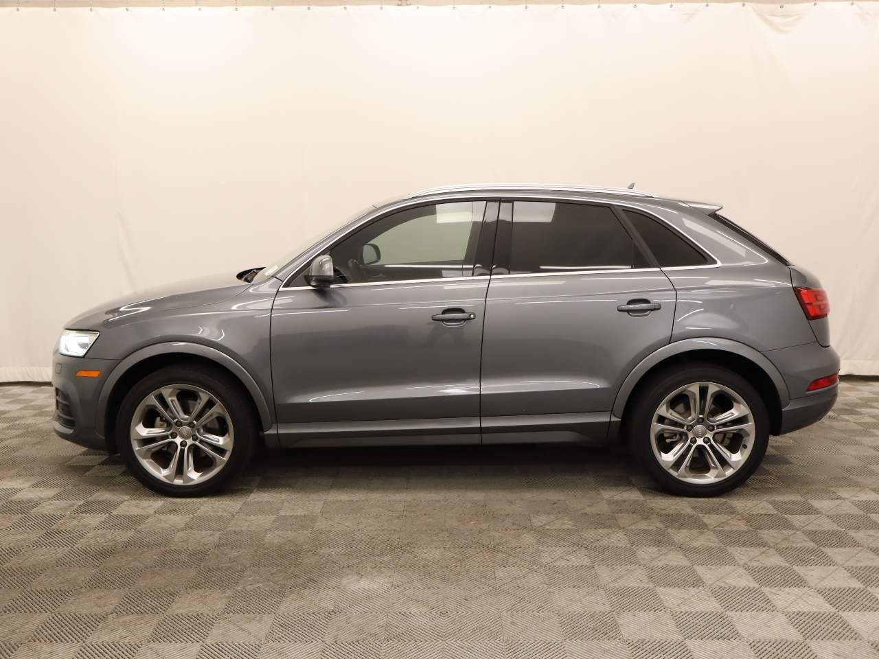 2016 Audi Q3 2.0T Premium Plus