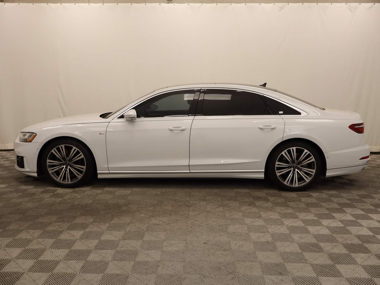 2021 Audi A8 L quattro 60 TFSI