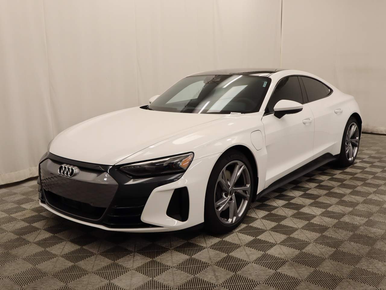 2022 Audi e-tron GT quattro Premium Plus