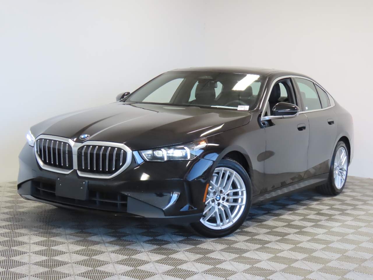 2024 BMW 5-Series 530i