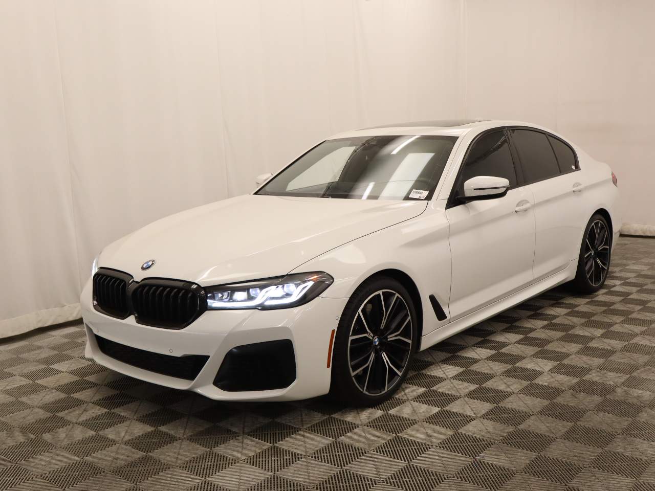 2022 BMW 5-Series 540i