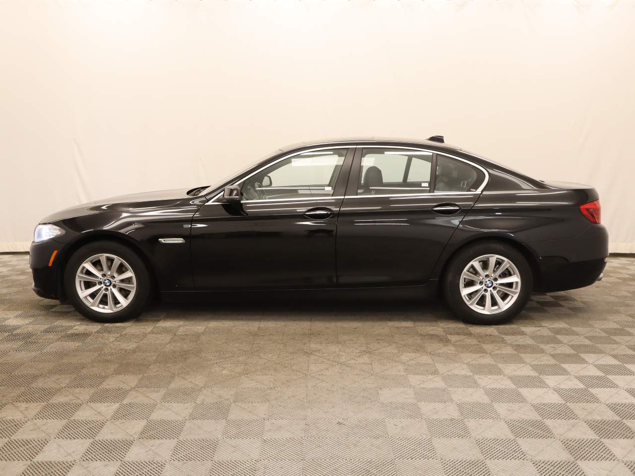 2015 BMW 5-Series 528i xDrive