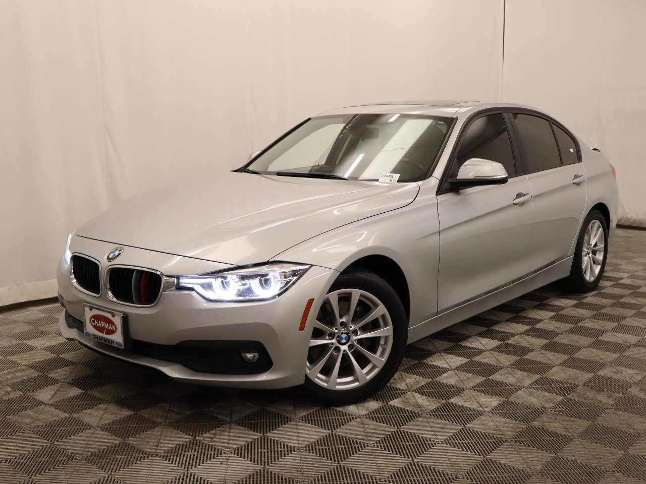 2018 BMW 3-Series 320i