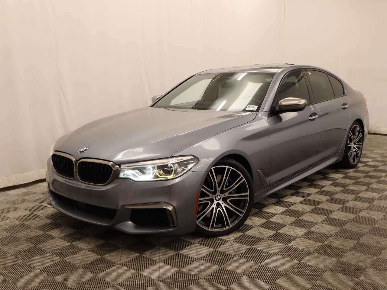 2018 BMW 5-Series M550i xDrive