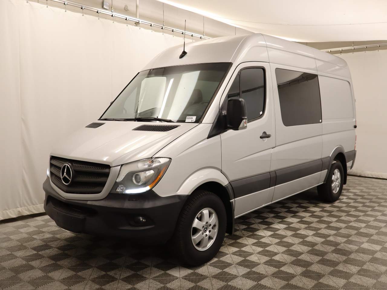 2018 Mercedes-Benz Sprinter 2500 144 WB High Roof's photo