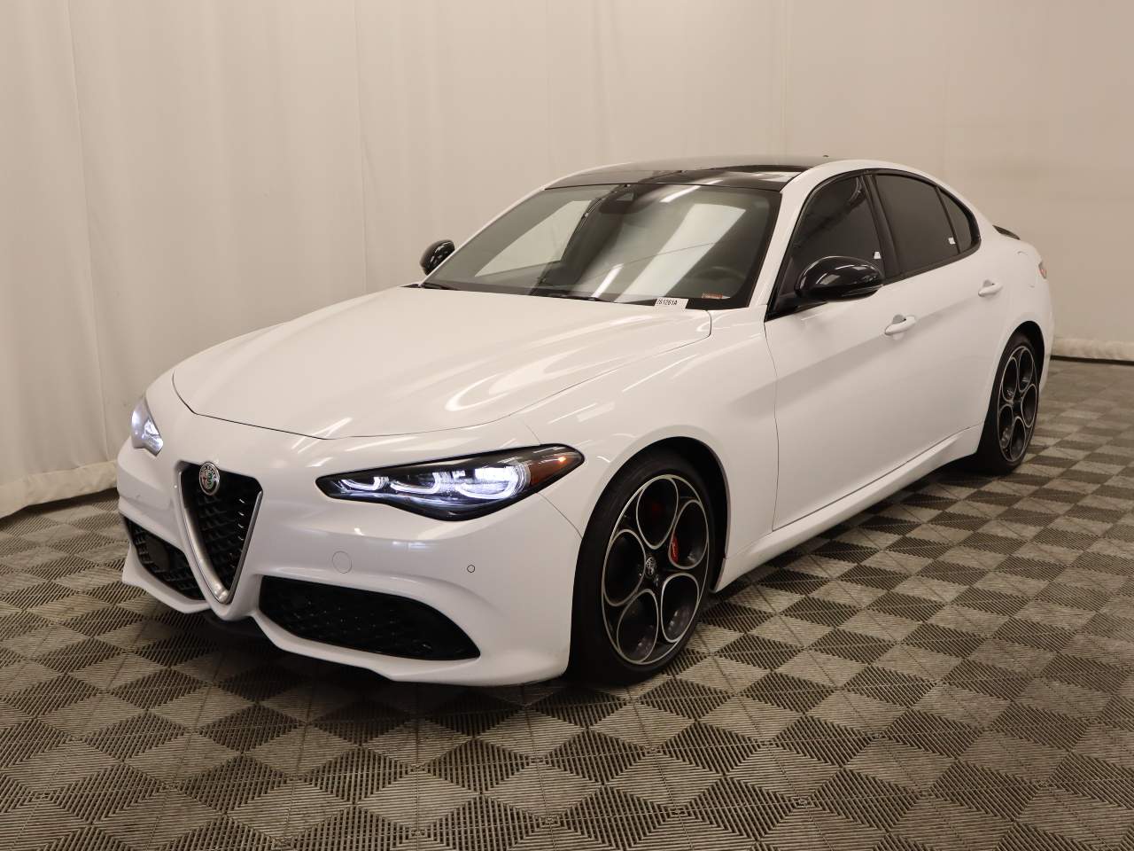 2024 Alfa Romeo Giulia Ti