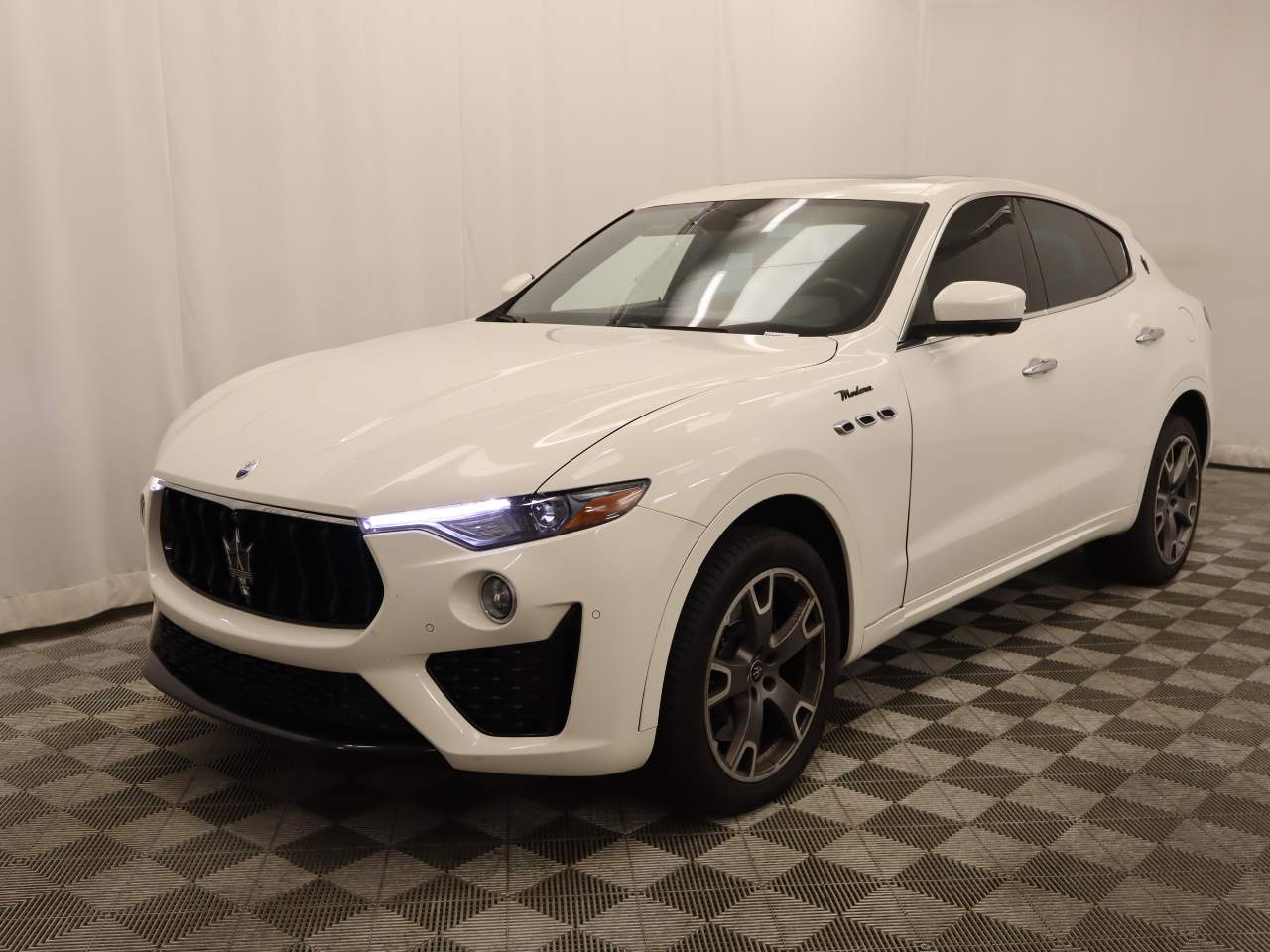 2023 Maserati Levante Modena