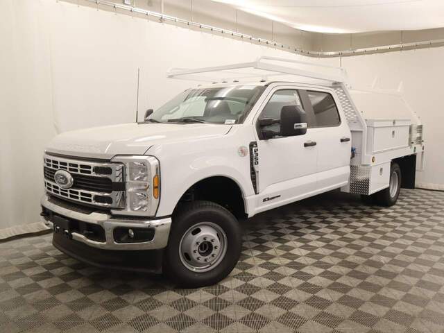 2024 Ford F-350 Super Duty DRW Crew Cab