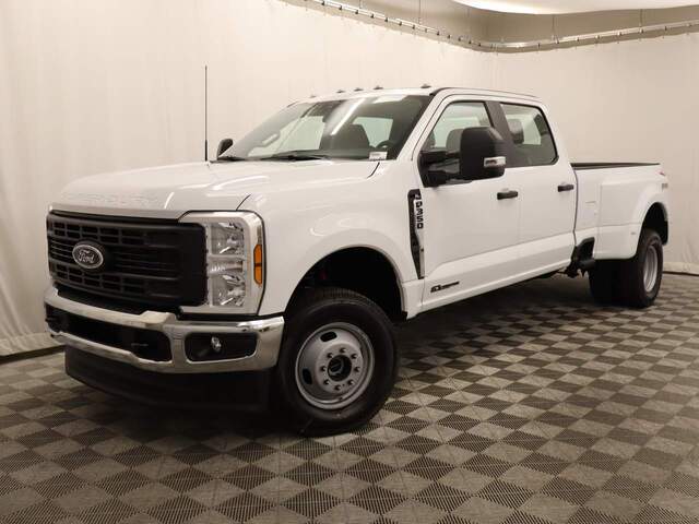 2025 Ford F-350 Super Duty DRW Crew Cab