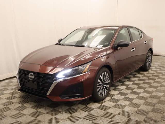 2025 Nissan Altima