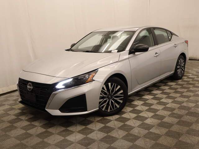 2025 Nissan Altima