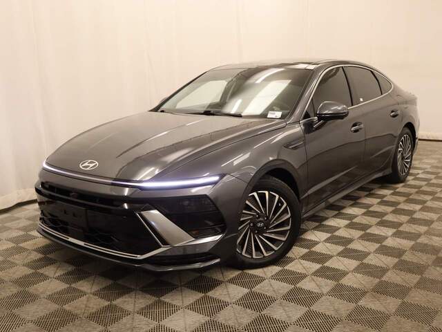 2025 Hyundai SONATA Hybrid