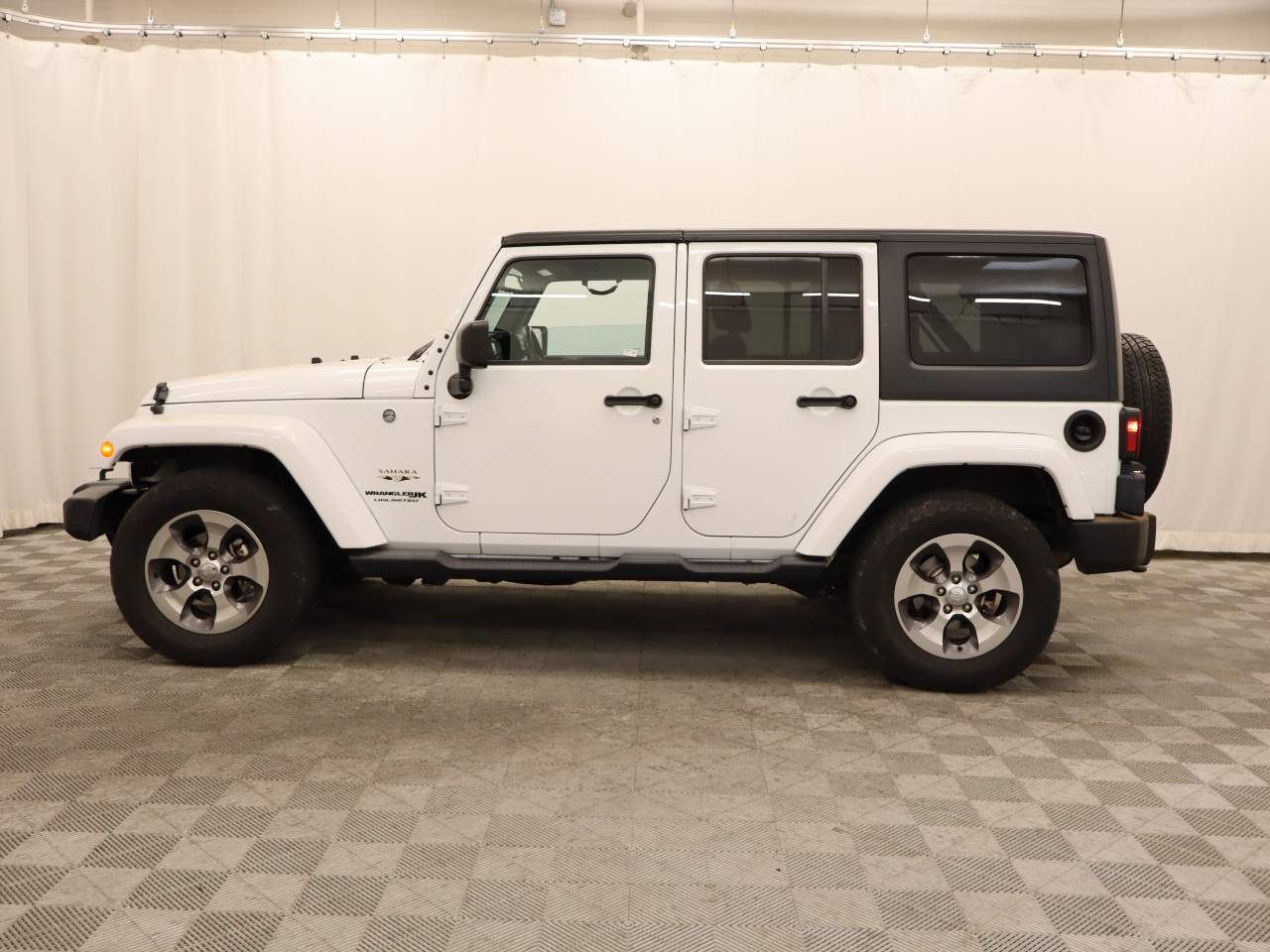 2018 Jeep Wrangler JK Unlimited Sahara