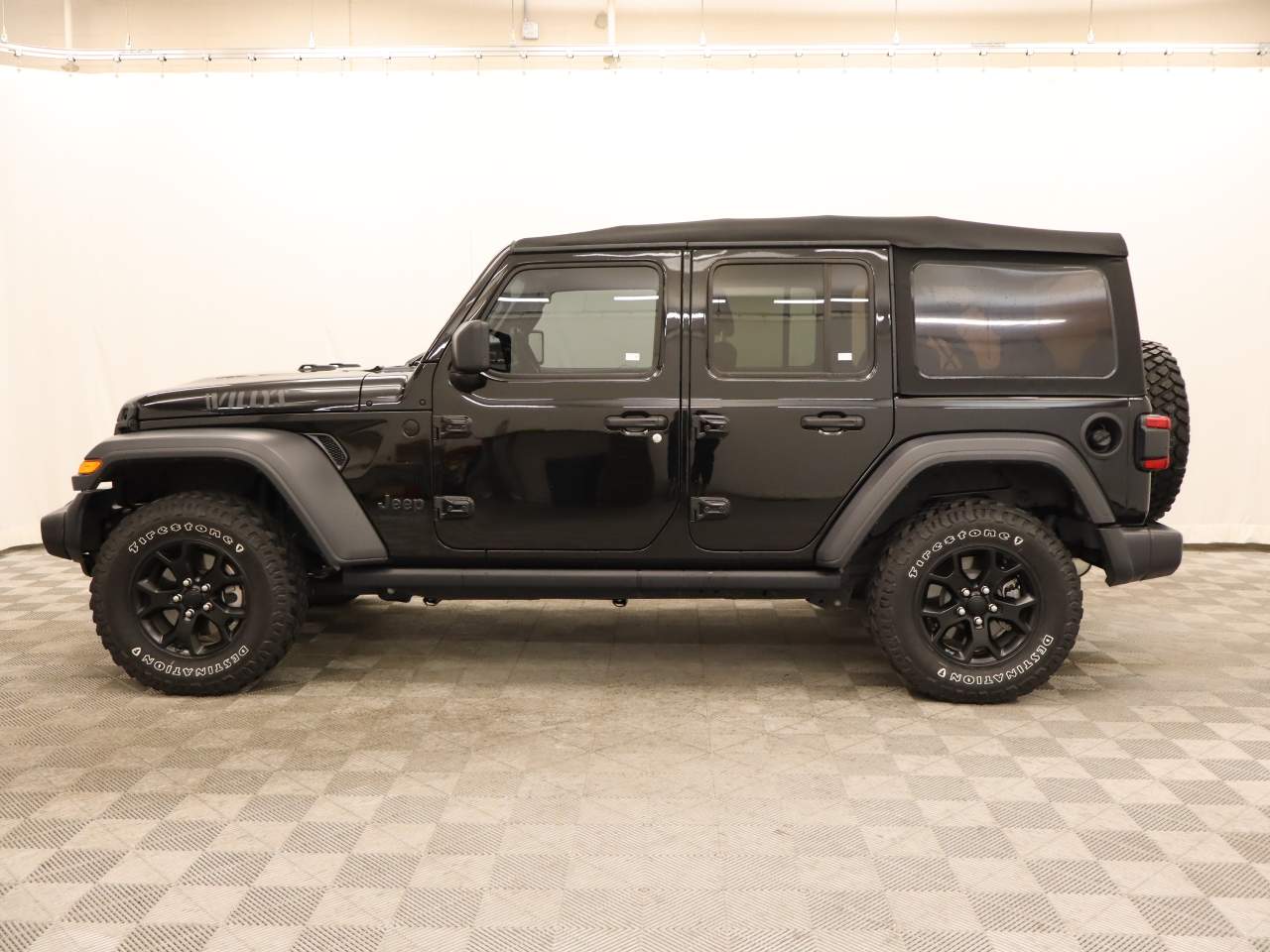 2020 Jeep Wrangler Unlimited Willys Sport