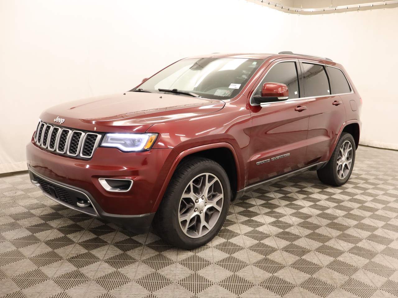 2018 Jeep Grand Cherokee Sterling Edition