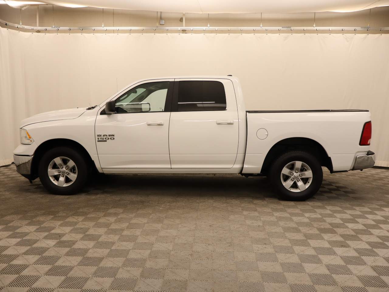 2021 Ram 1500 Classic SLT Crew Cab