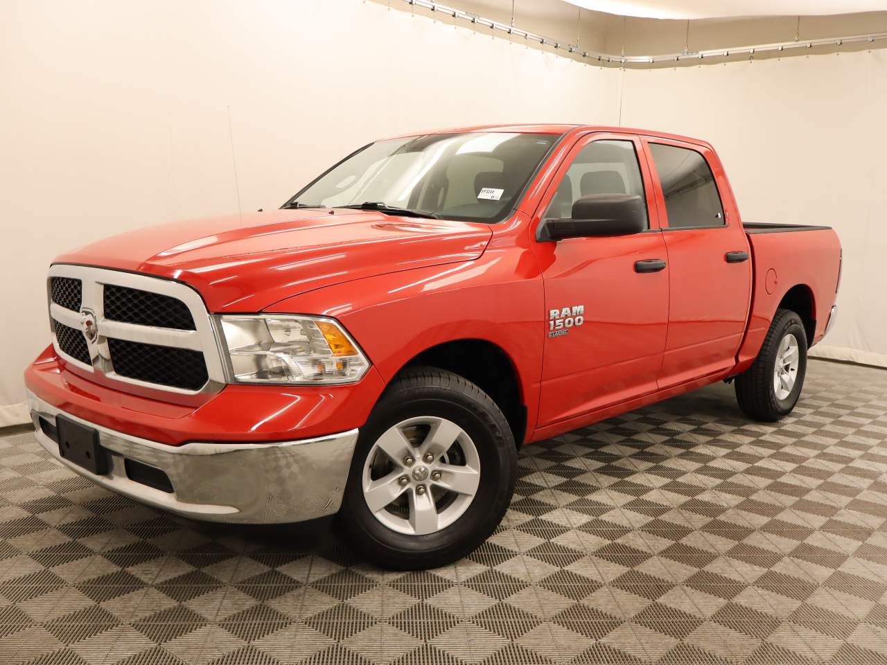 2022 Ram 1500 Classic SLT Crew Cab