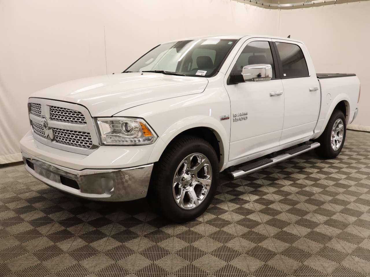 2018 Ram 1500 Laramie Crew Cab