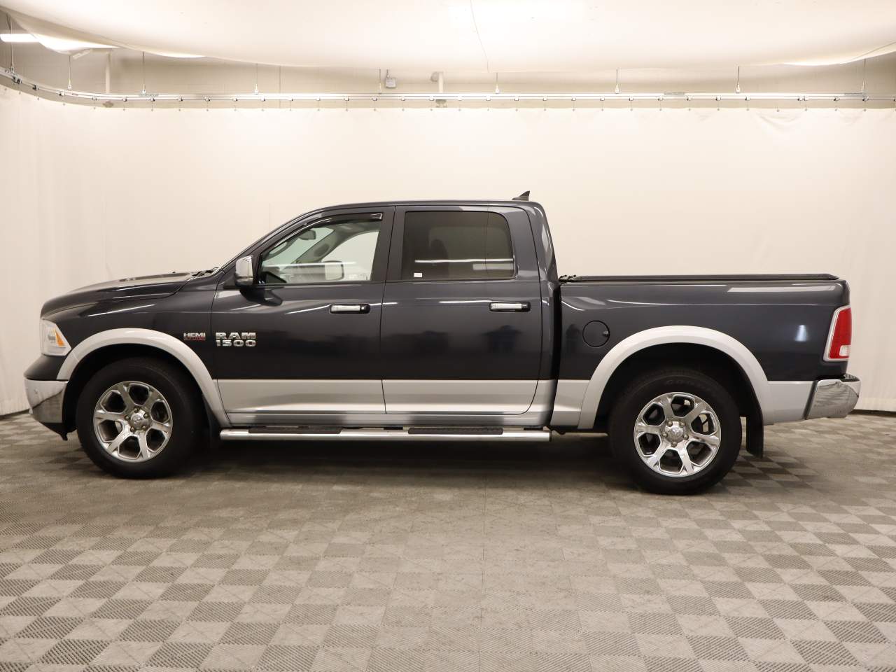 2017 Ram 1500 Laramie Crew Cab