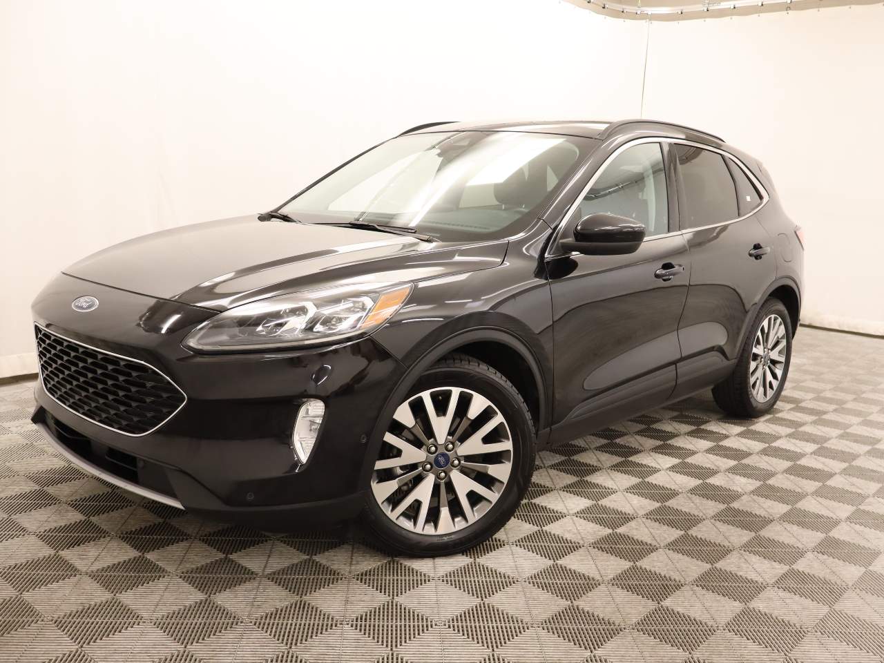 2021 Ford Escape Hybrid Titanium