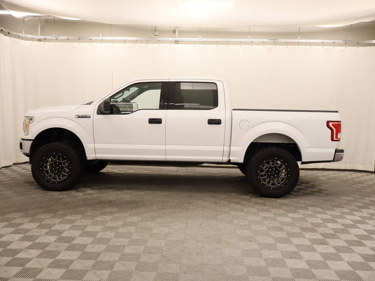 2018 Ford F-150 XLT Crew Cab