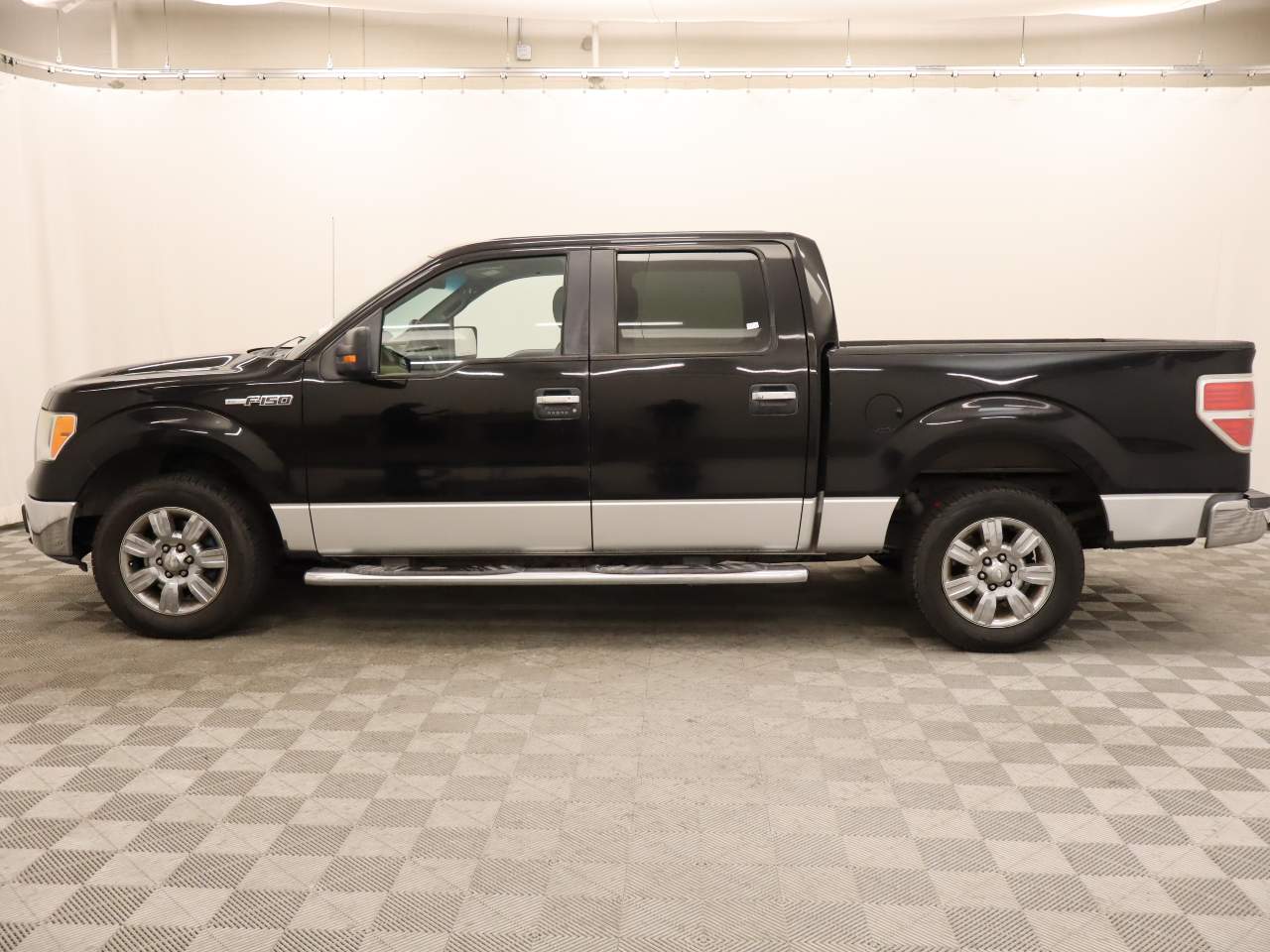 2011 Ford F-150 XLT Crew Cab