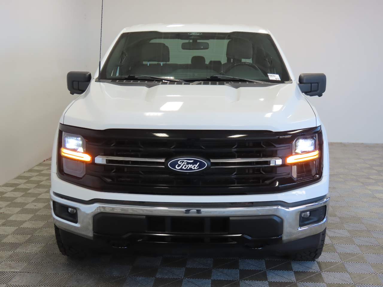 2024 Ford F-150 XLT Crew Cab
