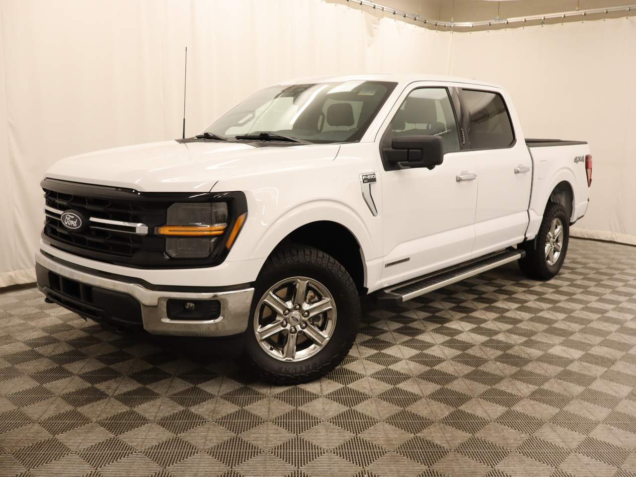 2024 Ford F-150 XLT Crew Cab
