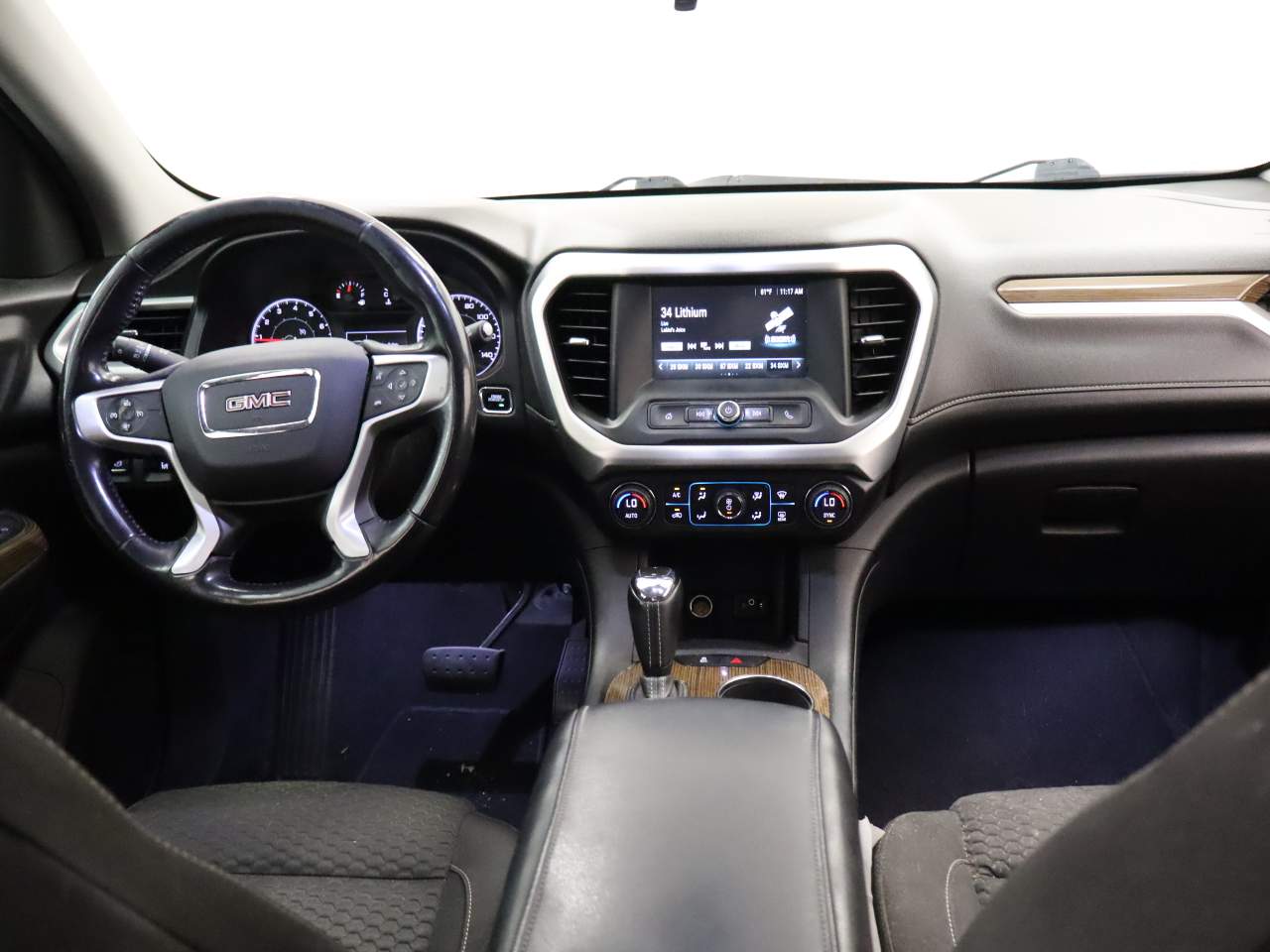 2018 GMC Acadia SLE-1