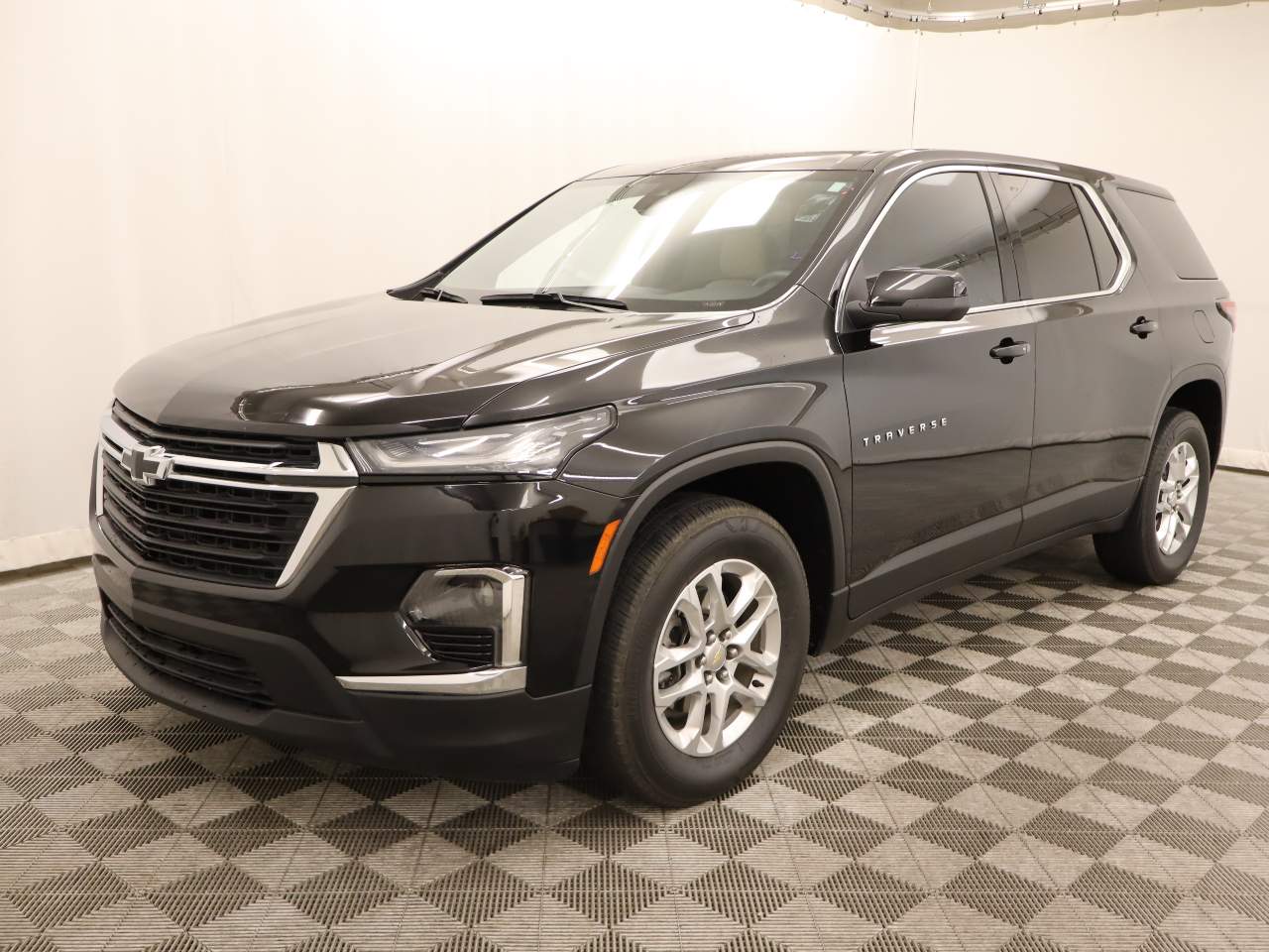 2022 Chevrolet Traverse LS
