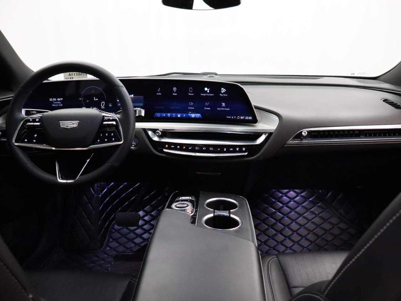 2024 Cadillac LYRIQ Luxury 1