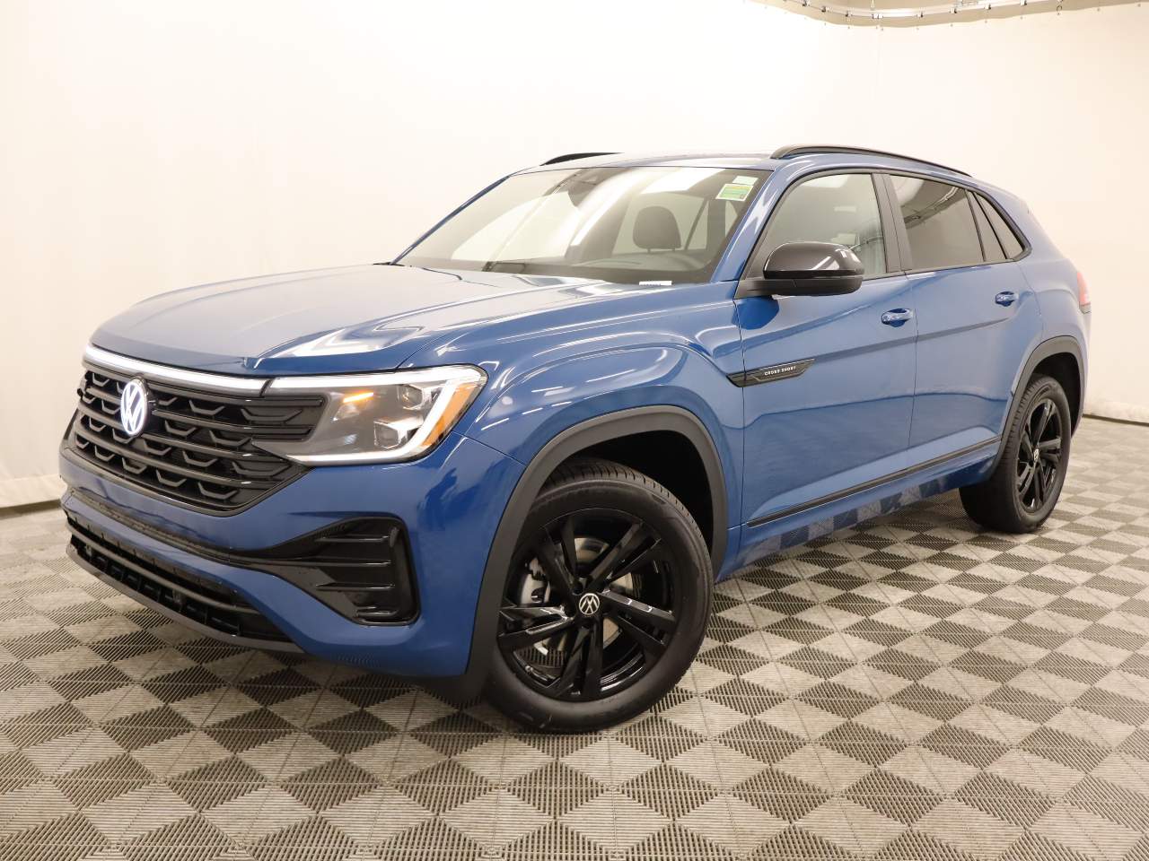 2026 Volkswagen Atlas Cross Sport SEL R-Line Black 4Motion