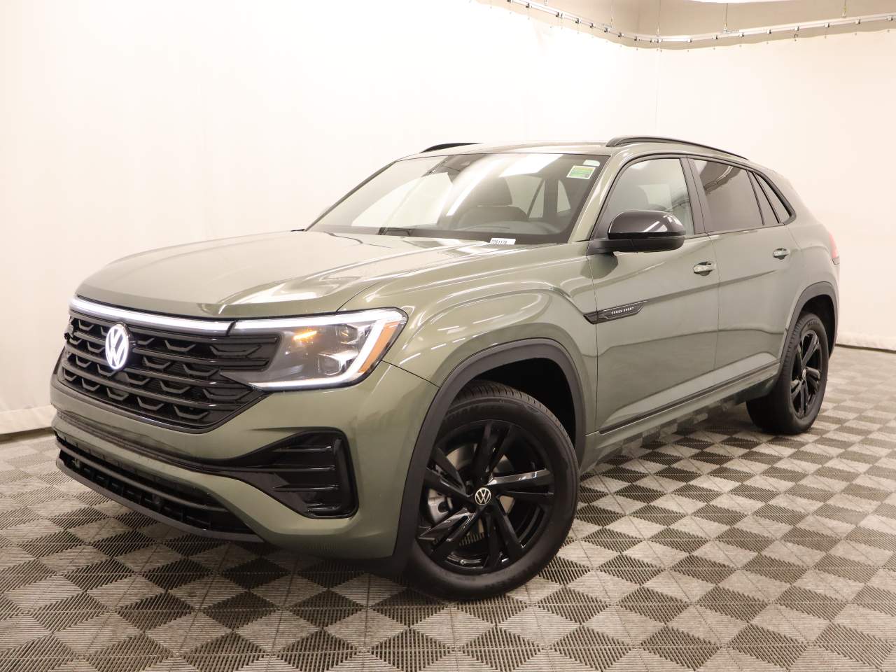 2026 Volkswagen Atlas Cross Sport SEL R-Line Black 4Motion