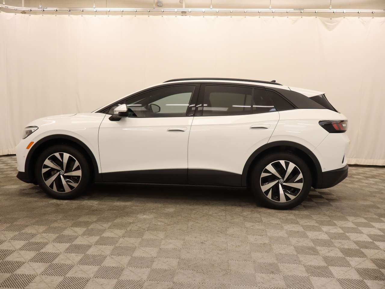 2023 Volkswagen ID.4 Standard