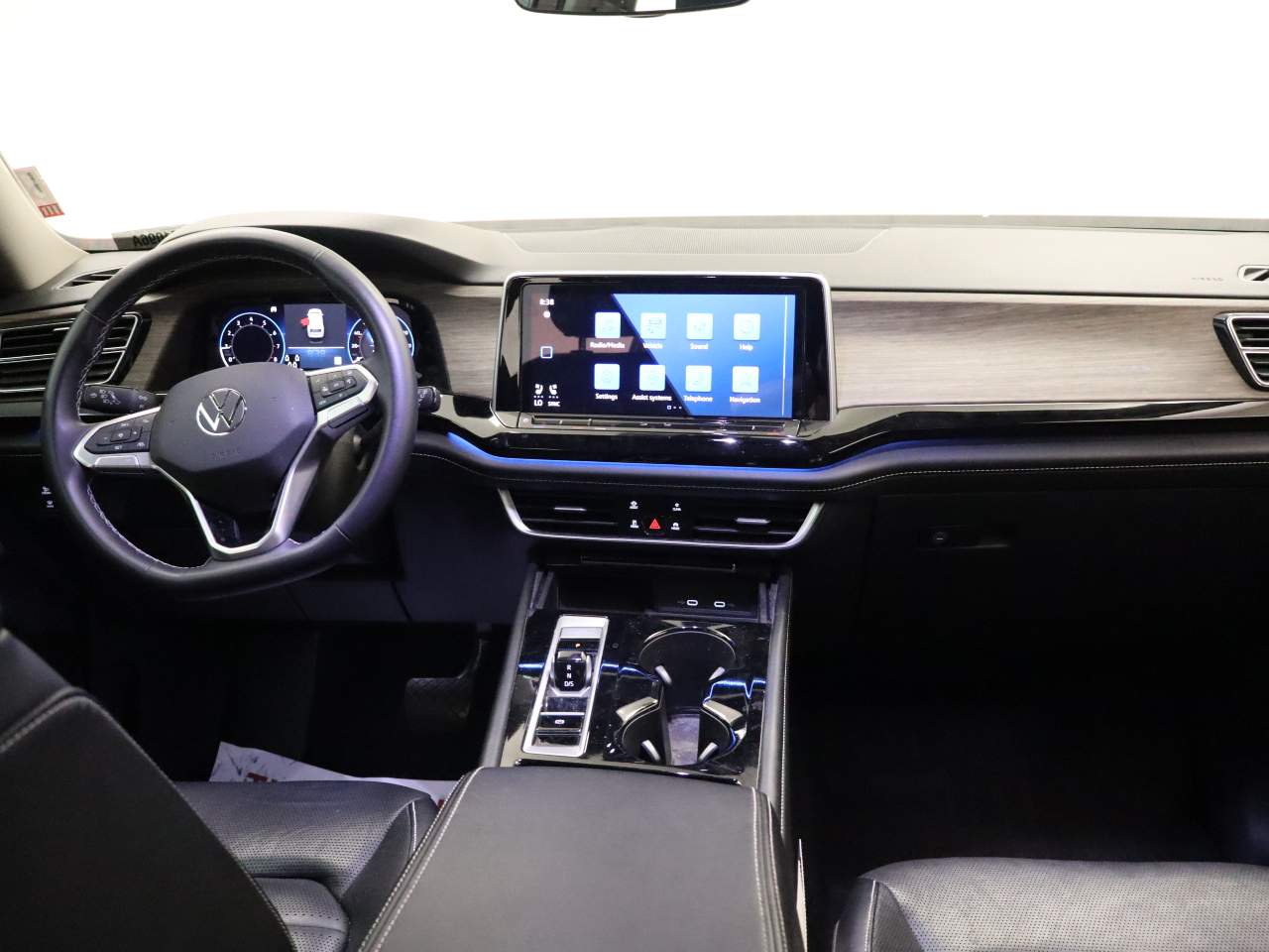2024 Volkswagen Atlas SEL 4Motion