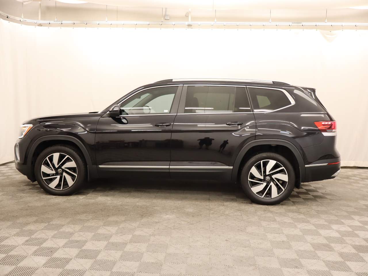 2024 Volkswagen Atlas SEL 4Motion