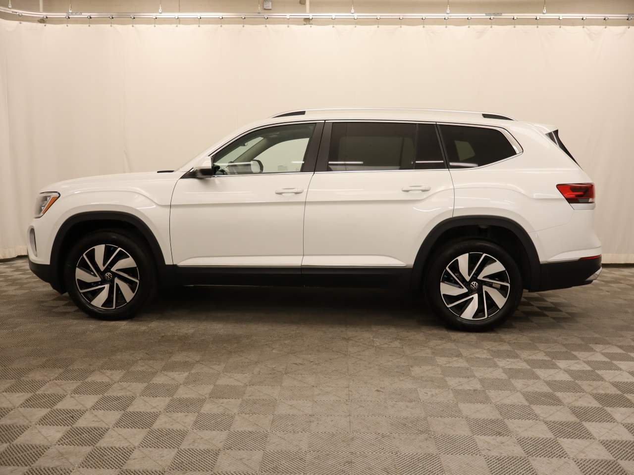 2025 Volkswagen Atlas SEL 4Motion