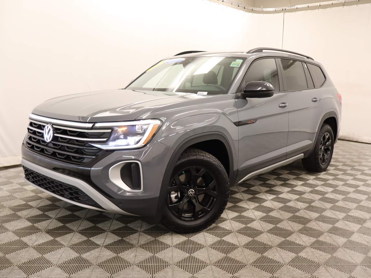 2025 Volkswagen Atlas Peak Edition 4Motion