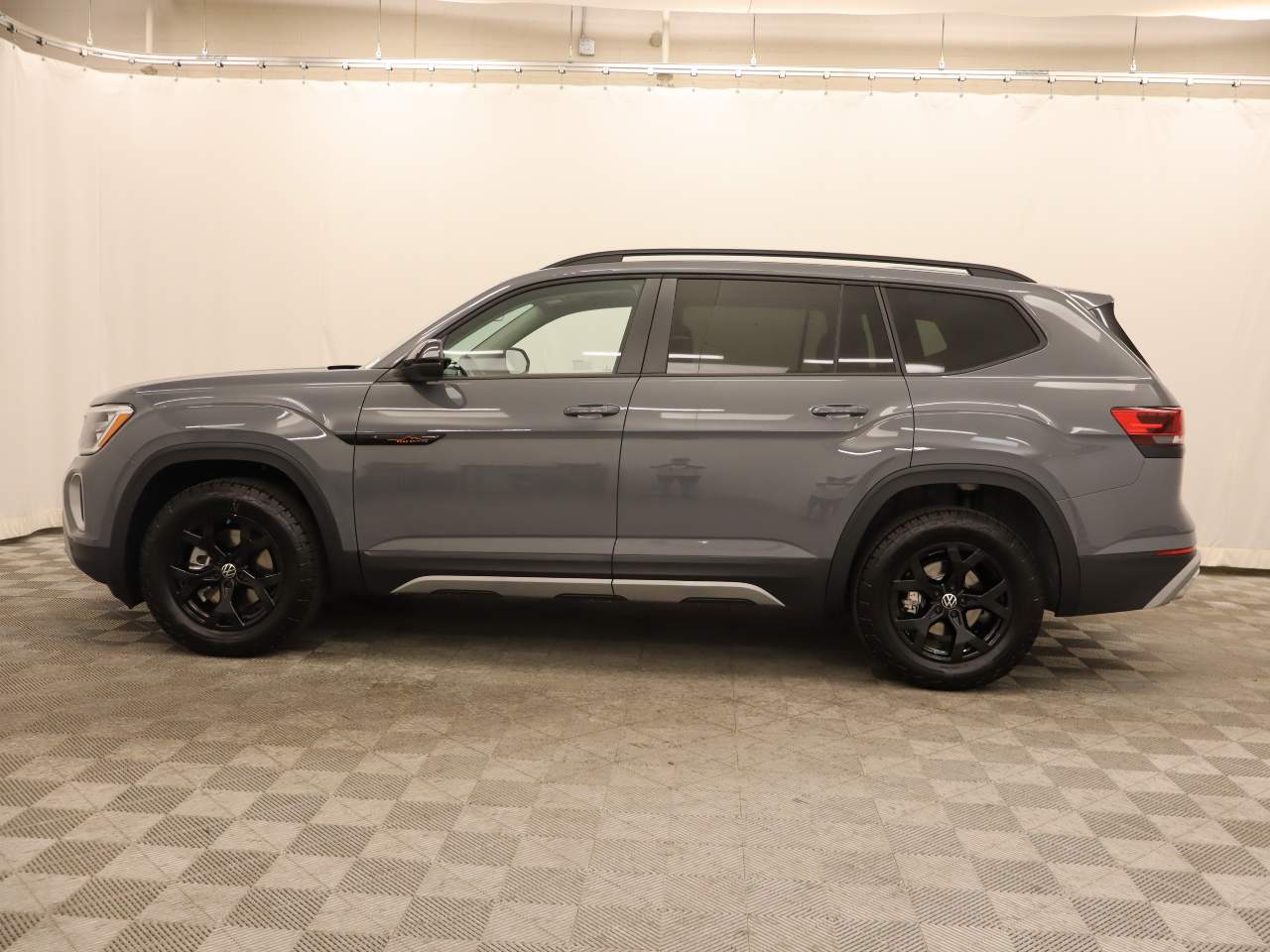 2025 Volkswagen Atlas Peak Edition 4Motion