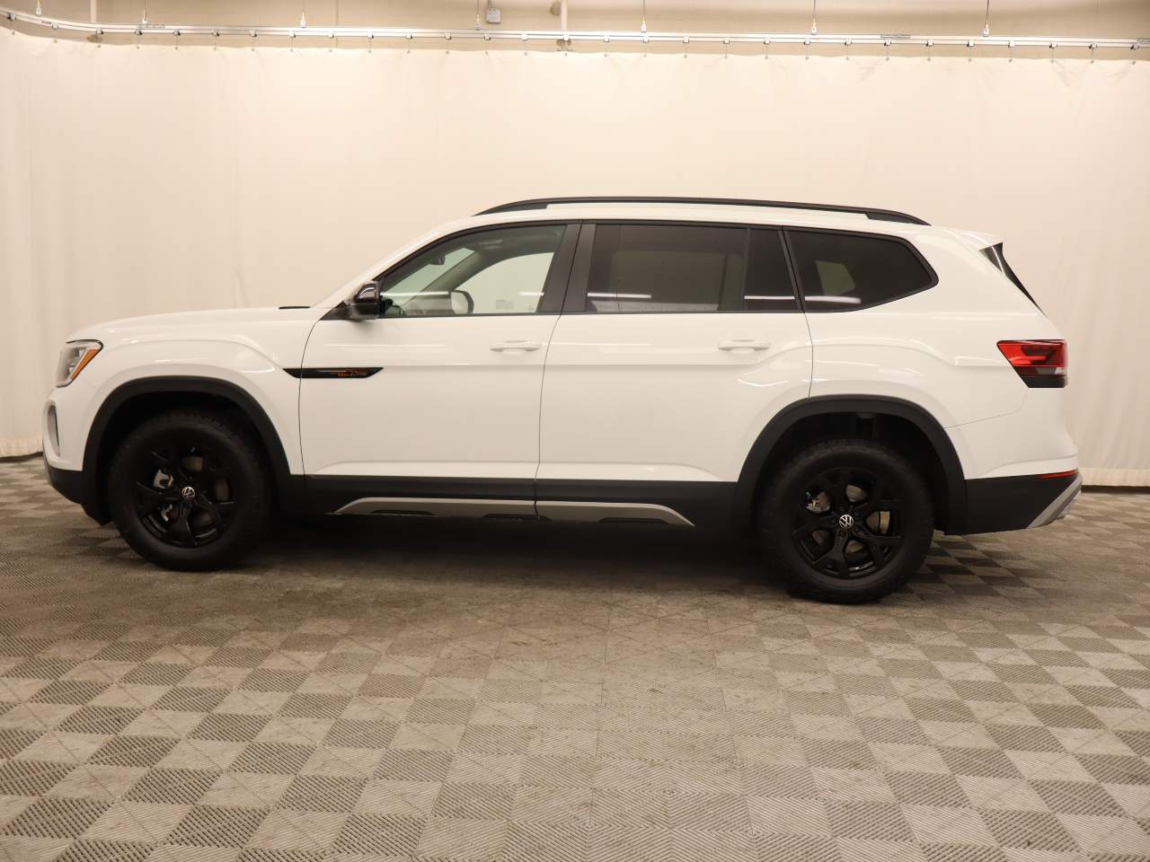 2025 Volkswagen Atlas Peak Edition 4Motion