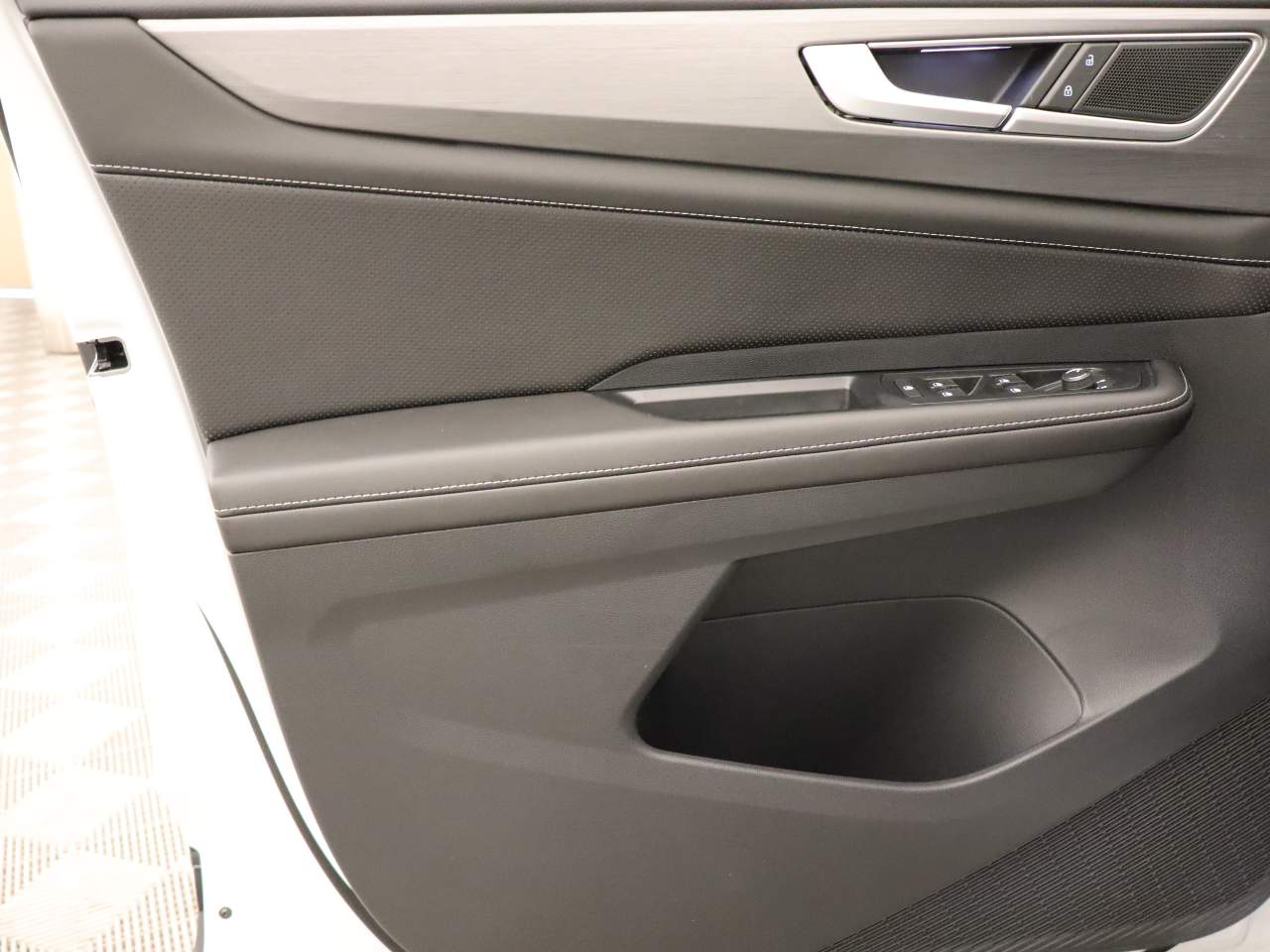2026 Volkswagen Atlas Cross Sport SE