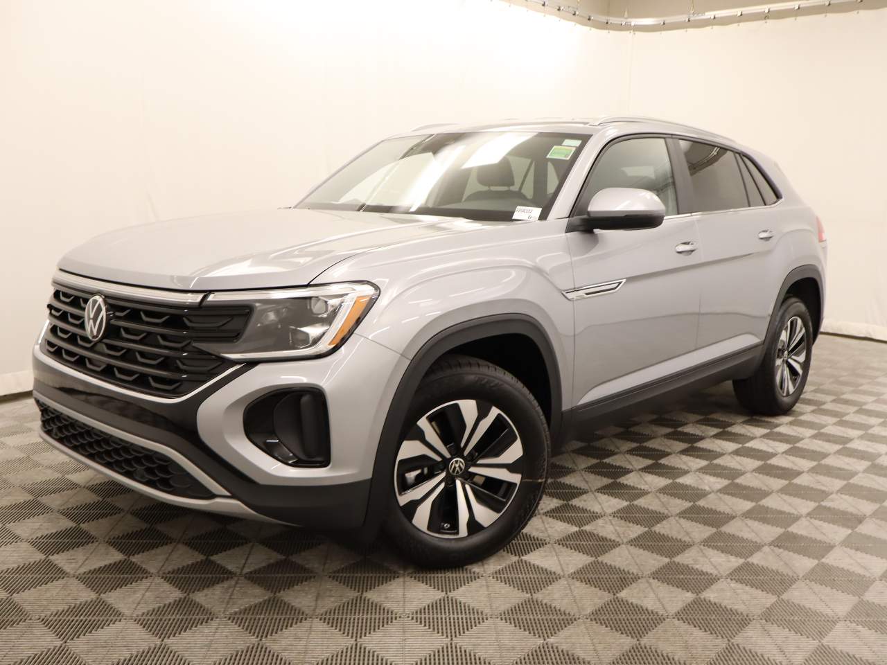 2025 Volkswagen Atlas Cross Sport SE