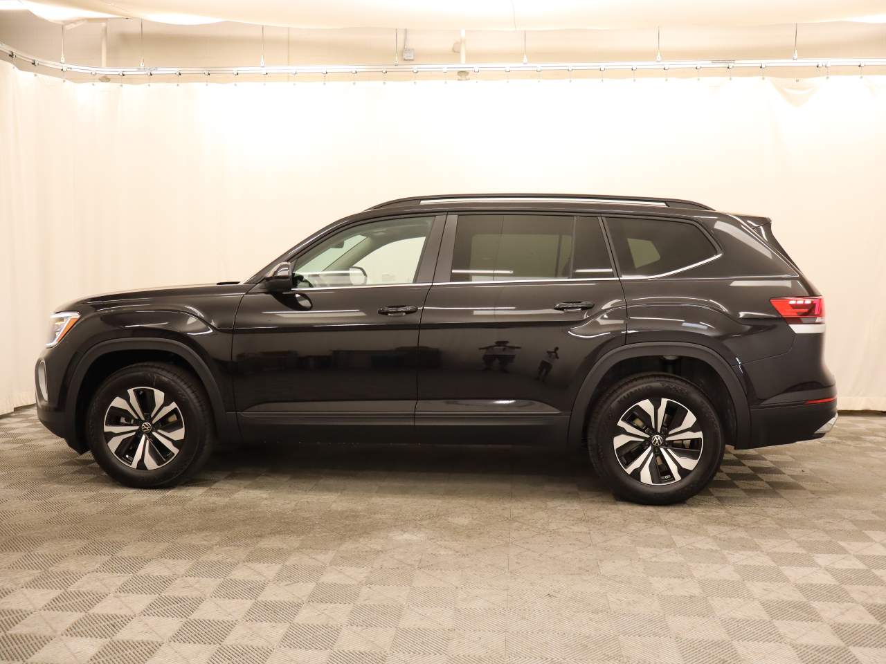 2026 Volkswagen Atlas SE