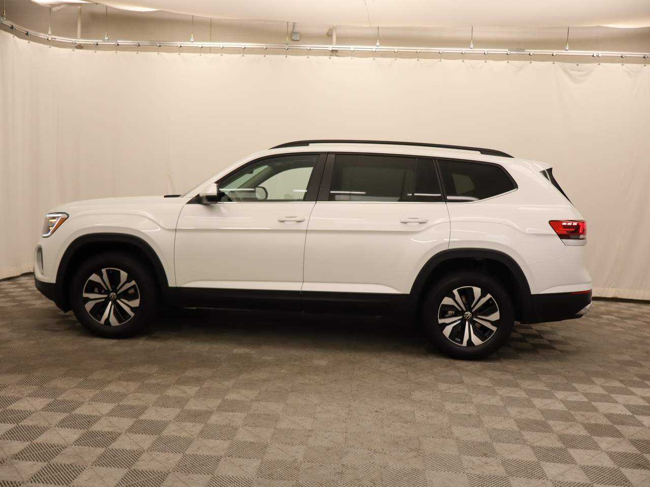 2026 Volkswagen Atlas SE