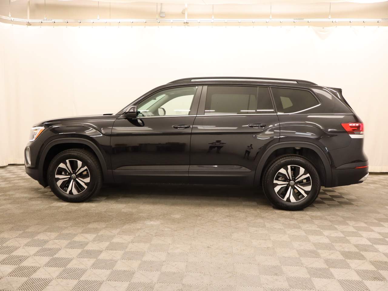 2026 Volkswagen Atlas SE