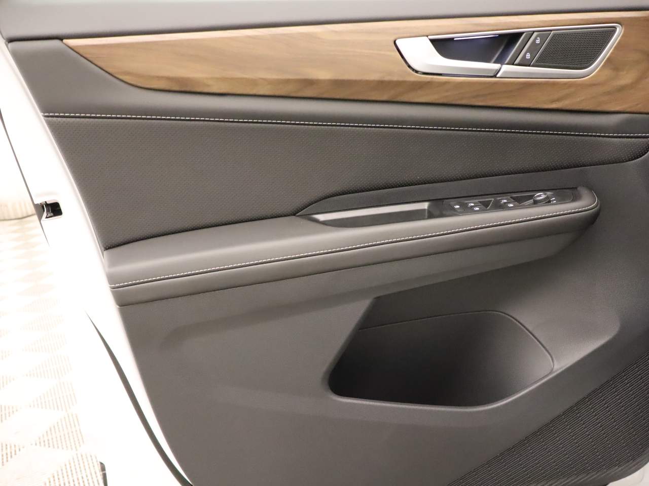 2026 Volkswagen Atlas SE