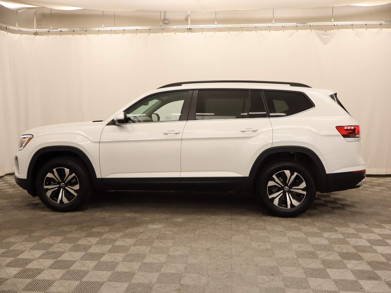 2026 Volkswagen Atlas SE