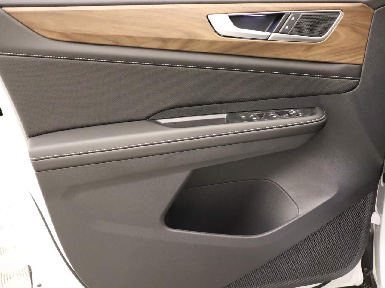 2026 Volkswagen Atlas SE
