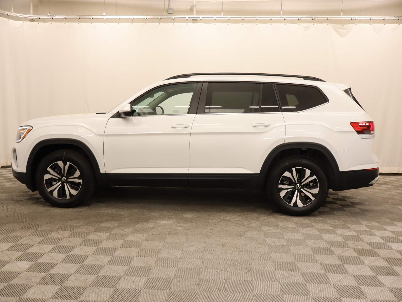 2026 Volkswagen Atlas SE