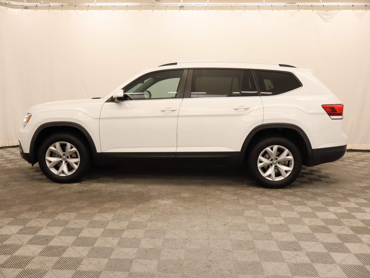 2019 Volkswagen Atlas SE
